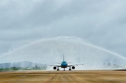 S&acirc;n bay Li&ecirc;n Khương ch&iacute;nh thức mở cửa trở lại