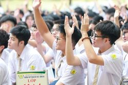 Hà Nội công bố học phí 35 trường chất lượng cao năm học mới