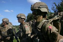 Đan Mạch lần đầu ti&ecirc;n trong lịch sử cử binh sĩ nghĩa vụ đến Greenland