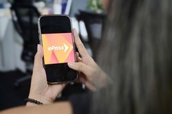 Viettel Money dừng thu phí 6.600 đồng liên kết ePass