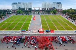 Lai Châu hòa nhịp với cả nước 'Cùng Việt Nam tiến bước'