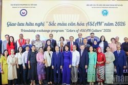 Giao lưu hữu nghị 'Sắc màu văn hóa ASEAN' tại Hà Nội