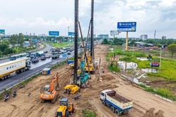 Dự án mở rộng cao tốc Thành phố Hồ Chí Minh-Trung Lương-Mỹ Thuận vướng mặt bằng vì chồng lấn ranh thu hồi đất