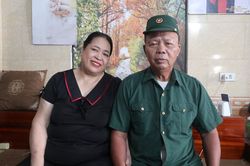 Tình yêu cổ tích và nghị lực phi thường của thương binh cụt hai chân