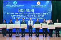 Lãnh đạo thành phố Đà Nẵng và Trung ương Hội Cựu Chiến binh Việt Nam đối thoại với hội viên Cựu Chiến binh các cấp