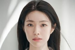 Mọi động thái của Ha Young hiện đều là tâm điểm