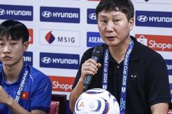 HLV Kim Sang-sik 'yêu cầu đặc biệt' với Xuân Son