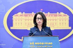 Hoan ngh&ecirc;nh Trung Quốc miễn thị thực qu&aacute; cảnh v&agrave; nhập cảnh cho c&ocirc;ng d&acirc;n Việt Nam