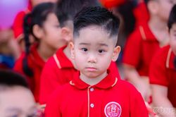Đề xuất dạy Tiếng Anh bắt buộc từ lớp 1, sớm hơn lộ trình 2 năm