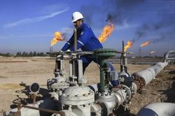 Khi 'mạch m&aacute;u' dầu mỏ bị nghẽn, Iraq bắt đầu thiếu tiền