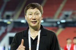 B&aacute;o H&agrave;n Quốc: HLV Kim Sang-sik sắp l&agrave;m được điều 'tiền bối' Park Hang-seo chưa từng l&agrave;m