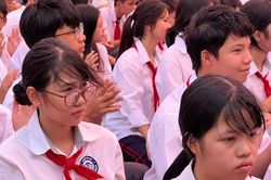 Thi vào lớp 10 chỉ hai môn, liệu có xem nhẹ môn học khác?