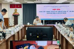 Thi công dự án công viên, phát hiện 2 huyệt mộ, một áo quan không nắp