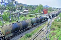Nga tính mở thêm tuyến vận chuyển dầu: Bước ngoặt với an ninh năng lượng Ấn Độ?