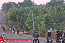 Khởi tố, xử lý nghiêm minh các 'quái xế' lạng lách, bốc đầu