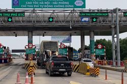 VETC, ePass thu 6.600 đồng/tháng: Không thể mặc nhiên coi 'im lặng là đồng ý'