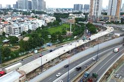 Siêu nút giao hơn 3.400 tỷ ở TPHCM sắp thông xe nhánh N4, vẫn mắc kẹt 2,2ha mặt bằng