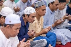Một ngày bên trong thánh đường Chăm Islam giữa lòng TPHCM
