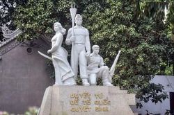 Hà Nội di chuyển tượng đài 'Quyết tử để Tổ quốc quyết sinh'