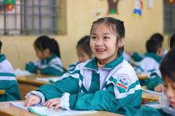 Bộ GD-ĐT dự kiến đưa Tiếng Anh thành môn học bắt buộc từ lớp 1