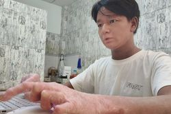 Cậu bé 'người rắn' 12 tuổi mới vào lớp 1, nay đỗ đại học ở tuổi 24