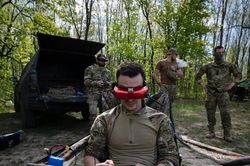 Ukraine tốn bao nhiêu cho mỗi cuộc tấn công bằng UAV vào lính Nga?