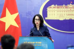 Hoan nghênh Trung Quốc miễn thị thực quá cảnh 10 ngày với công dân Việt Nam