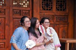 Hoan ngh&ecirc;nh Trung Quốc miễn thị thực qu&aacute; cảnh 10 ng&agrave;y với c&ocirc;ng d&acirc;n Việt Nam