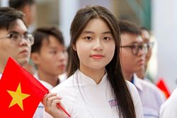 Tất cả học sinh phổ thông sẽ học AI năm học 2026-2027