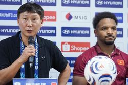 HLV Kim Sang-sik 'gõ đầu' Xuân Son vì 'mới' ghi được 5 bàn ở ASEAN Cup 2026