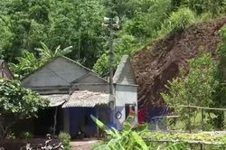 Đảm bảo an toàn cho người dân trước nguy cơ sạt lở