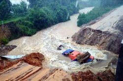 Mưa lớn gây ngập lụt cục bộ nhiều địa bàn tại Hà Tĩnh