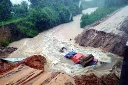 Mưa lớn gây ngập lụt cục bộ nhiều địa bàn tỉnh Hà Tĩnh