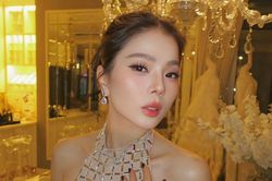 Lệ Quyên khiến mạng xã hội 'bùng nổ'