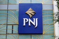 PNJ h&uacute;t d&ograve;ng tiền ngoại trở lại, c&ocirc;ng ty chứng kho&aacute;n vẫn cảnh b&aacute;o chưa n&ecirc;n bắt đ&aacute;y