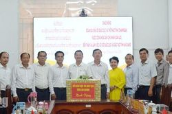 An Giang, Champasak mở rộng hợp t&aacute;c gi&aacute;o dục, tăng ứng dụng c&ocirc;ng nghệ số
