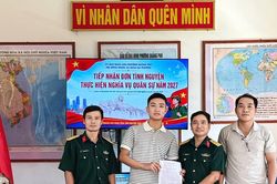 Thanh niên xung phong nhập ngũ