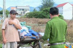 Phường Hòa Khánh thưởng 1 triệu đồng cho người báo đổ trộm rác thải, xà bần