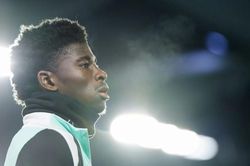 Man Utd tiến gần Carlos Baleba từ Brighton: Cú hích chiến thuật tuyến giữa của HLV Michael Carrick