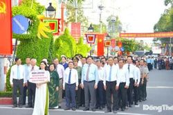 Lãnh đạo tỉnh Đồng Tháp viếng, đặt tràng hoa, dâng hương tưởng niệm 162 năm Ngày Anh hùng dân tộc Trương Định tuẫn tiết