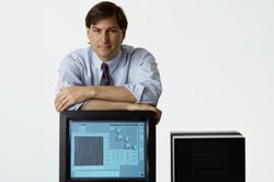 Hợp đồng 20.000 máy tính NeXT bí mật với CIA đã cứu vãn sự nghiệp Steve Jobs như thế nào
