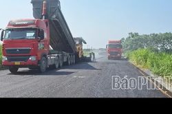 Tăng tốc về đích dự án Cải tạo, gia cố và nâng cấp đường Âu Cơ