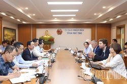 Phó Chủ tịch UBND tỉnh Quách Tất Liêm làm việc với Ngân hàng Tái thiết Đức