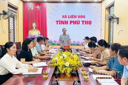 Phó Chủ tịch Thường trực Ủy ban MTTQ tỉnh Đinh Công Thực làm việc với Đảng ủy xã Liên Hòa