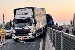 Gần 90% TNGT chết người liên quan xe tải, xe đầu kéo trên đường liên thôn, xã