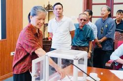 Hà Nội hỗ trợ chuyển đổi nghề nghiệp, tạo việc làm bằng hình thức giao đất dịch vụ, đất ở