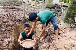 Đồng Tháp: Đội K91 tìm thấy 42 hài cốt liệt sĩ trong vườn dừa