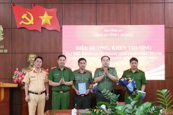 Khen thưởng c&aacute;c tập thể, c&aacute; nh&acirc;n ph&aacute; chuy&ecirc;n &aacute;n ma t&uacute;y xuy&ecirc;n quốc gia