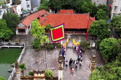 'Theo dấu di sản' – Khám phá Đình Hạ Yên Quyết