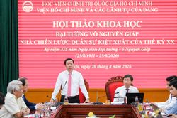 Đại tướng V&otilde; Nguy&ecirc;n Gi&aacute;p - Nh&agrave; chiến lược qu&acirc;n sự kiệt xuất